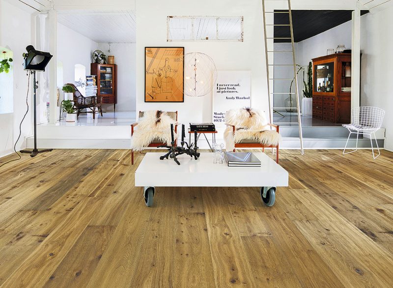 Paviment laminat en tons clars