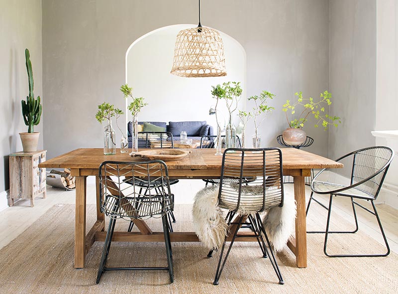 3.Mobles i materials Affari mesa calida con plantas