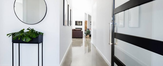 Decorar pasillos largos