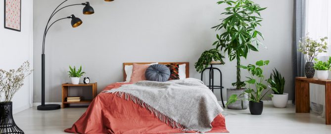 Decoración habitación con  lámparas